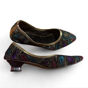 Elegant Multicolor Embroidered Vintage Kitten Heels